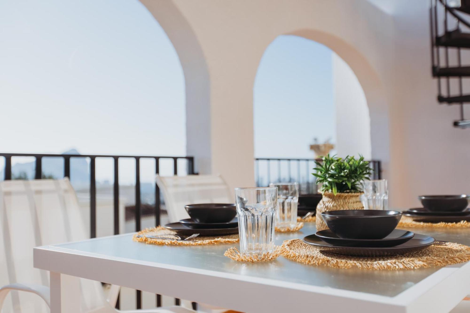 Casa Sunrise - Costa Blanca House With Rooftop, 5 Swimming Pools And Panoramic Sea- And Views At Penon De Ifach Calp Dış mekan fotoğraf