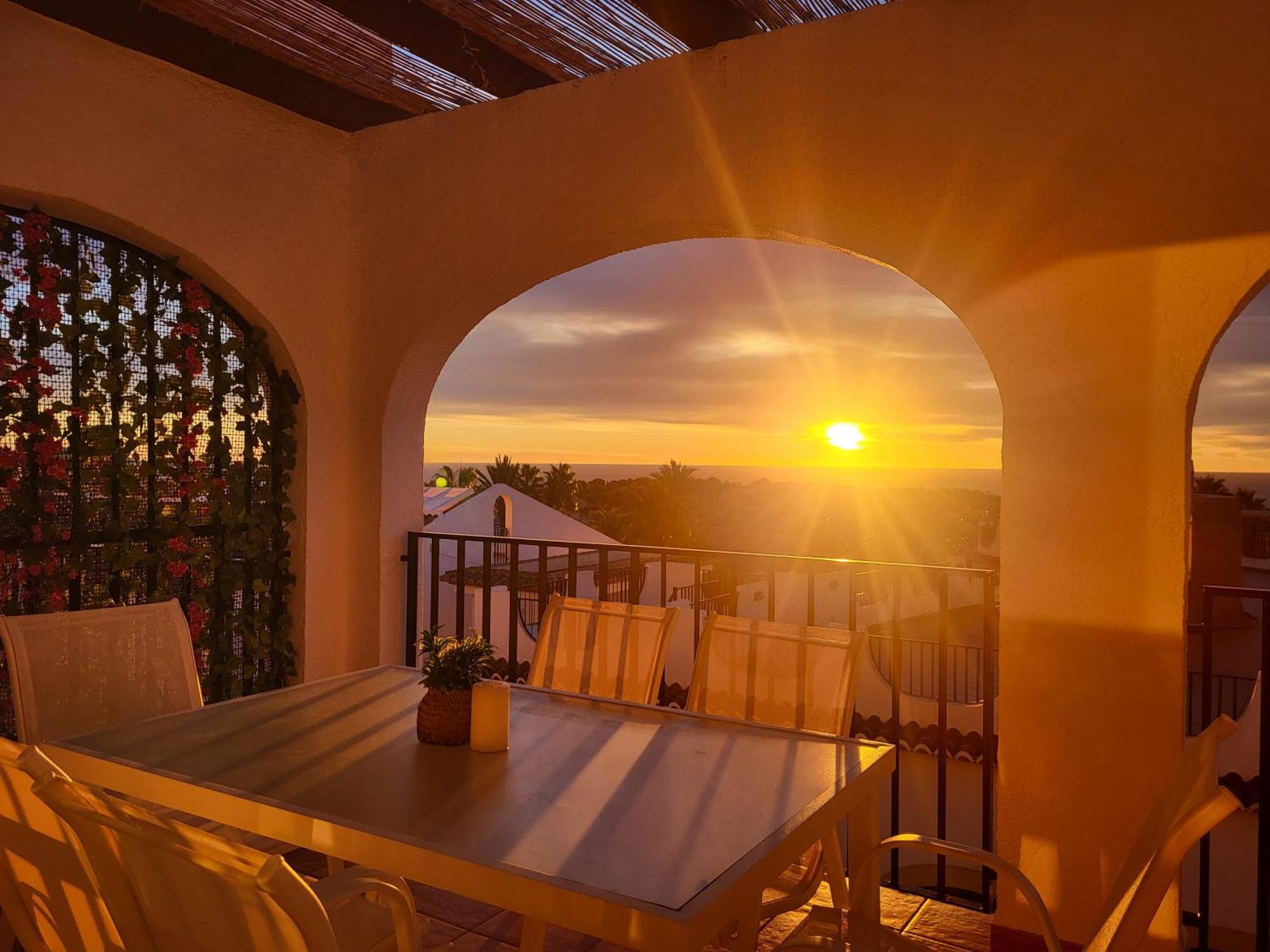 Casa Sunrise - Costa Blanca House With Rooftop, 5 Swimming Pools And Panoramic Sea- And Views At Penon De Ifach Calp Dış mekan fotoğraf