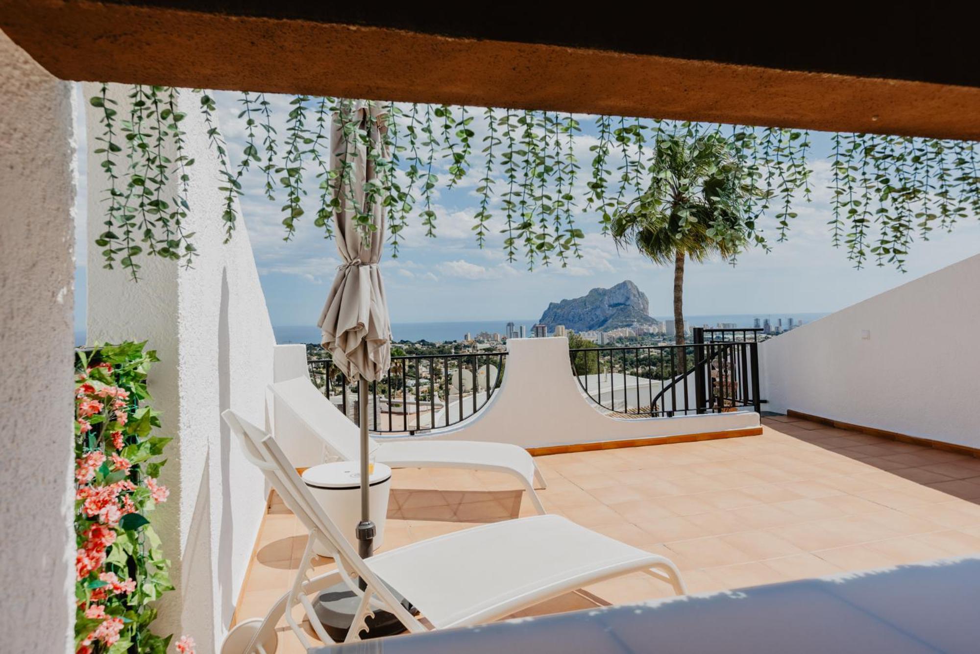 Casa Sunrise - Costa Blanca House With Rooftop, 5 Swimming Pools And Panoramic Sea- And Views At Penon De Ifach Calp Dış mekan fotoğraf